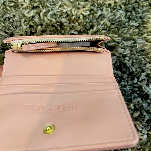 Bella Doña Pink Wallet - Picture 5 of 6
